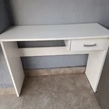 Стол стеклянный, стулья, столы, деревянные плитки, зеркало 4