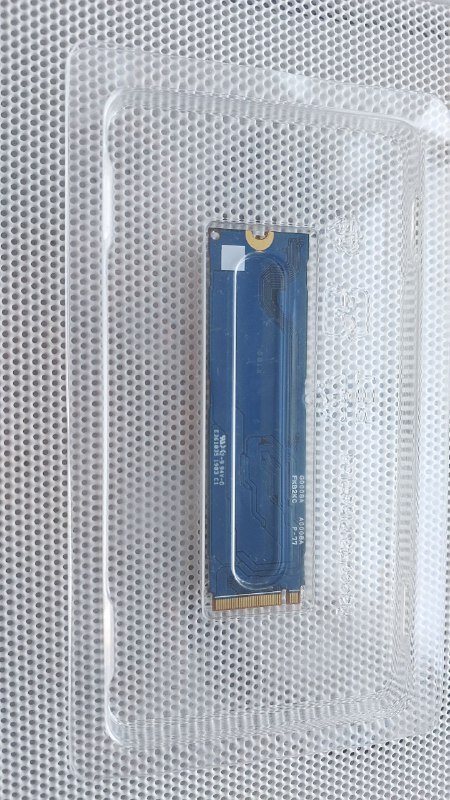 SSD NVMe Toshiba KXG60ZNV512G 512 ГБ 2
