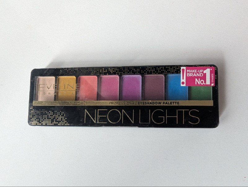 Палетка теней Eveline Neon lights