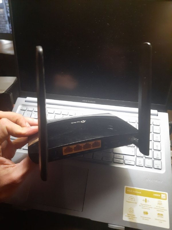 Два 4G LTE роутера TP-LINK MR6400, KINETIC 4G KN-1211 3