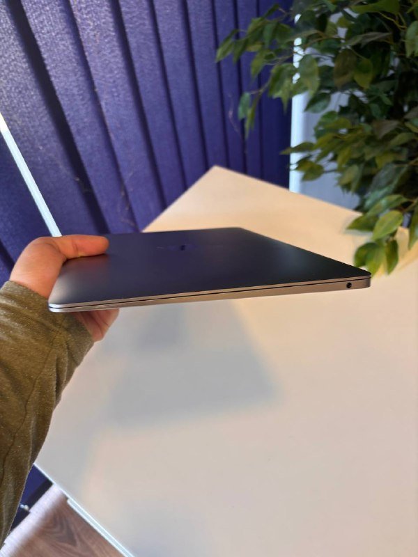 MacBook Air 2019 i5 8/128GB с зарядкой 6