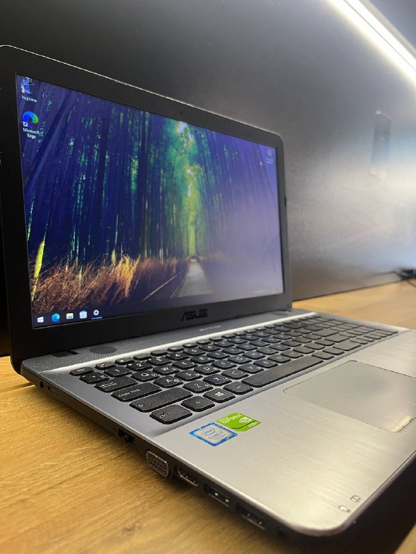 Ноутбук ASUS X541U, i7, GeForce 920mx 2