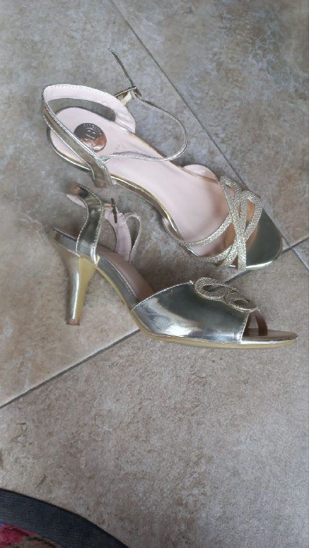 Босоножки 35 размер женские