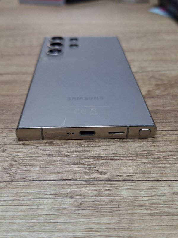 Samsung Galaxy s24 Ultra 12/256GB телефон и стилус 5