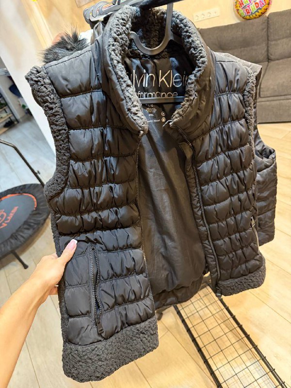 Кроссовки Yohji Yamamoto, New balance, Guess, Premiata, Жилет Calvin Klein, Пальто Guess, Куртка Tommy Hilfiger 5