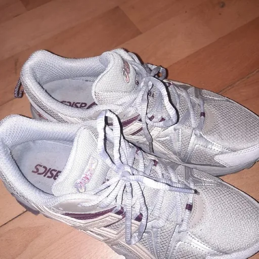 Кроссовки Asics