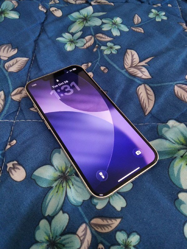 iPhone 13 128gb белый с чехлом