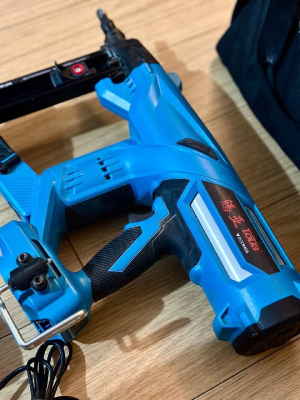 электрический гвоздезабивной пистолет TOUA DCCN 40A 2