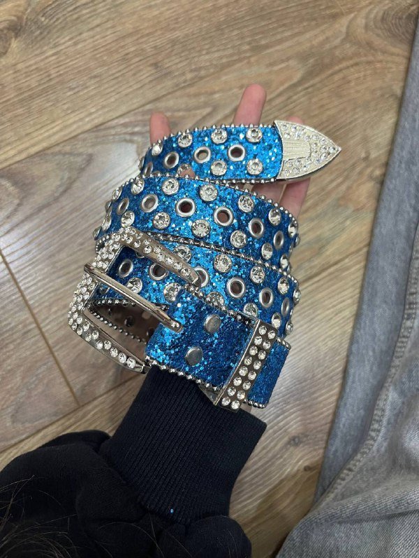 Розовый топ, Белый топ, Ремни 4