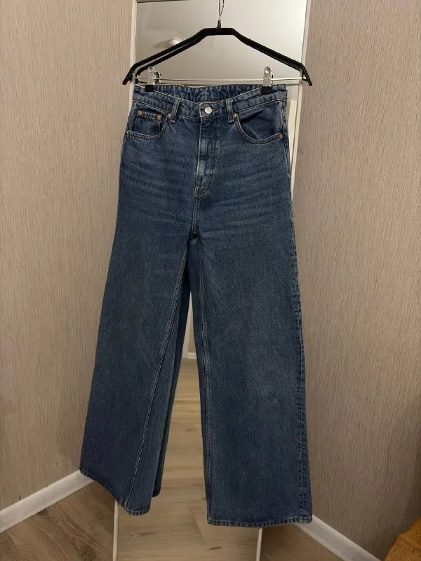 Weekday jeans 1