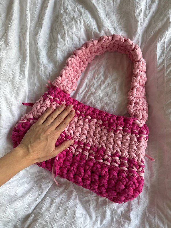 Розовая вязаная сумка, Вязаная сумка-сердце 4