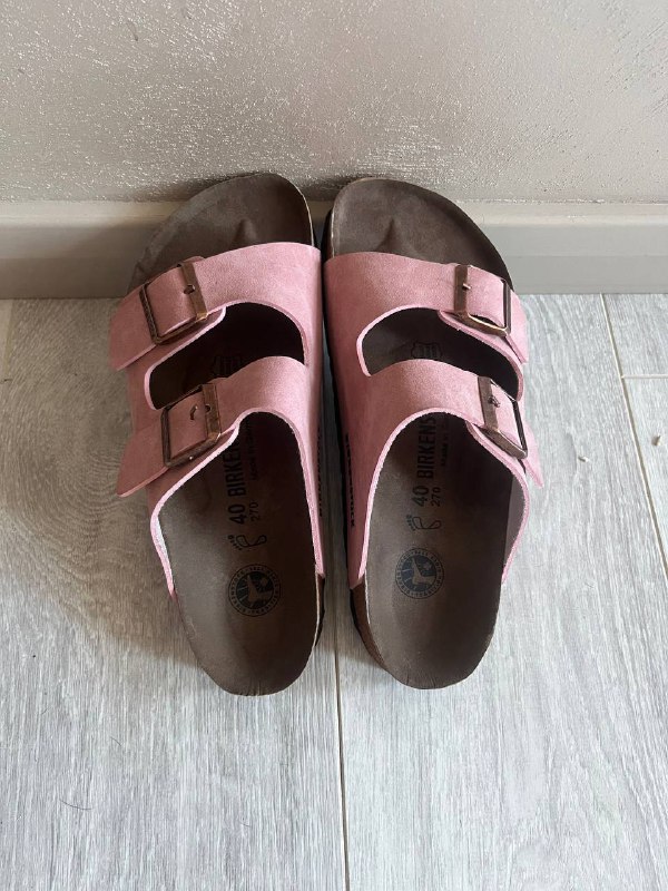 мужские ботинки, резиновые сапоги, кроссовки Crocs, женские шлепки 4