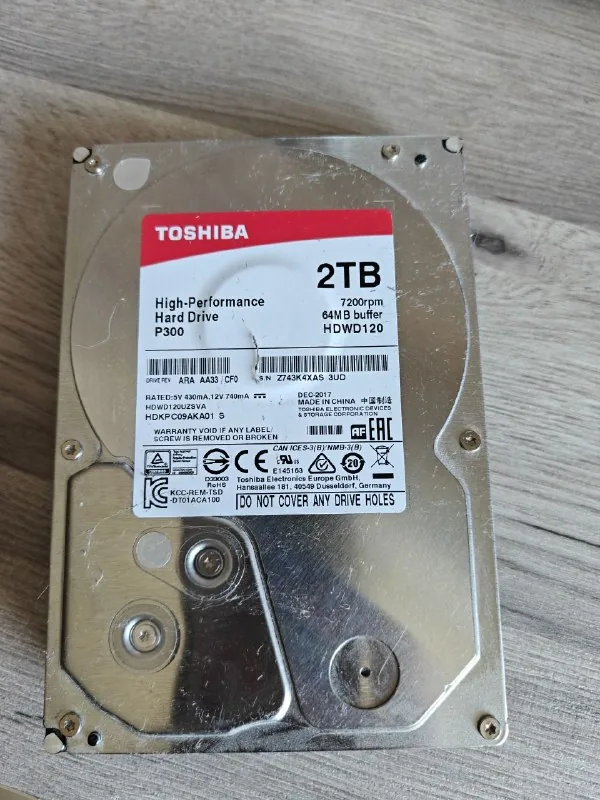 Жёсткий диск Toshiba 2ТБ