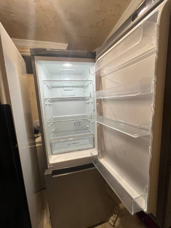 Холодильник Indesit 2