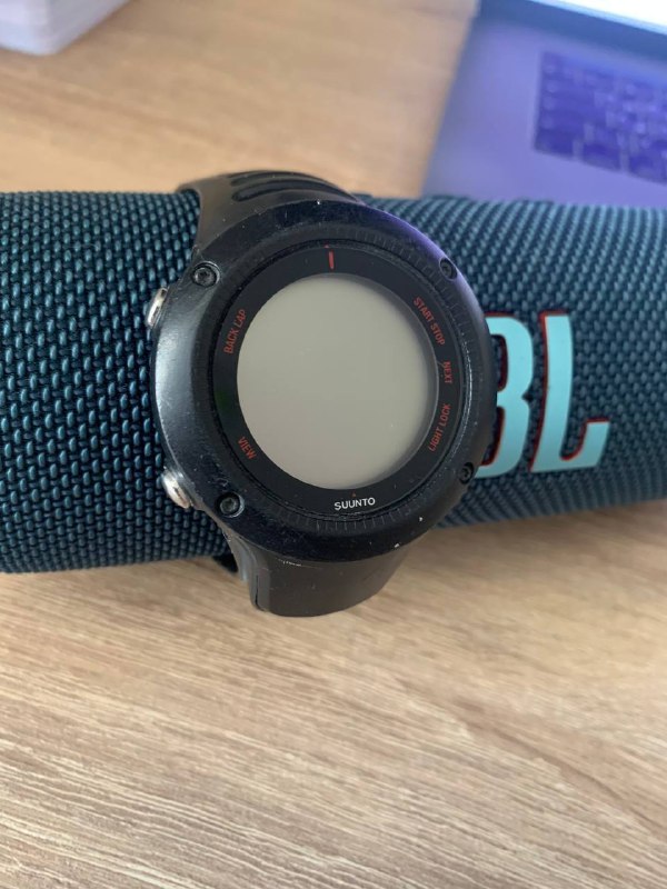 Спортивные часы suunto
