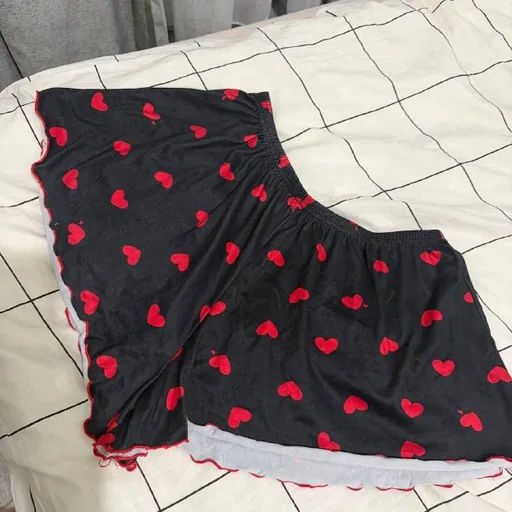 Home shorts and tank top, size M