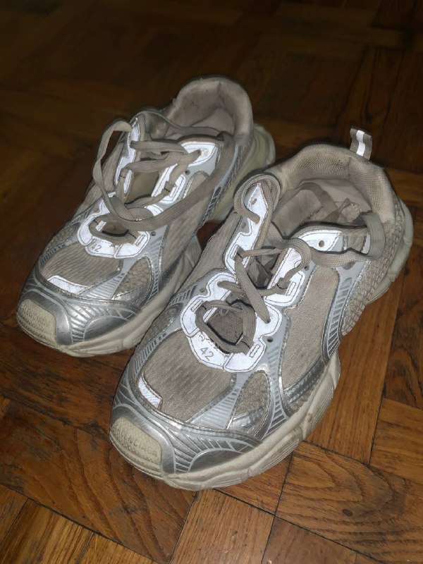 Balenciaga кроссовки 42 размер 1