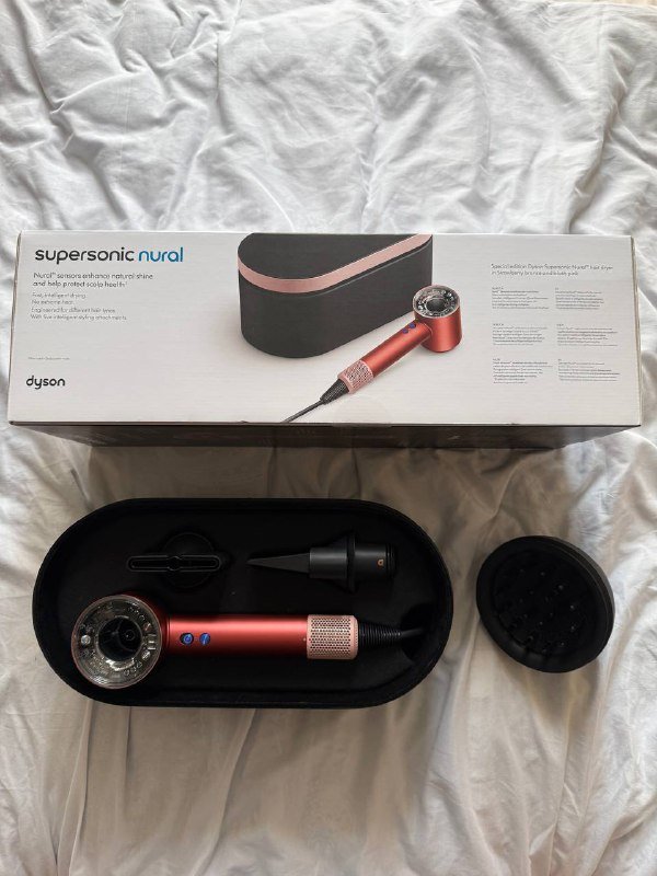 Фен Dyson Supersonic Nural полный комплект