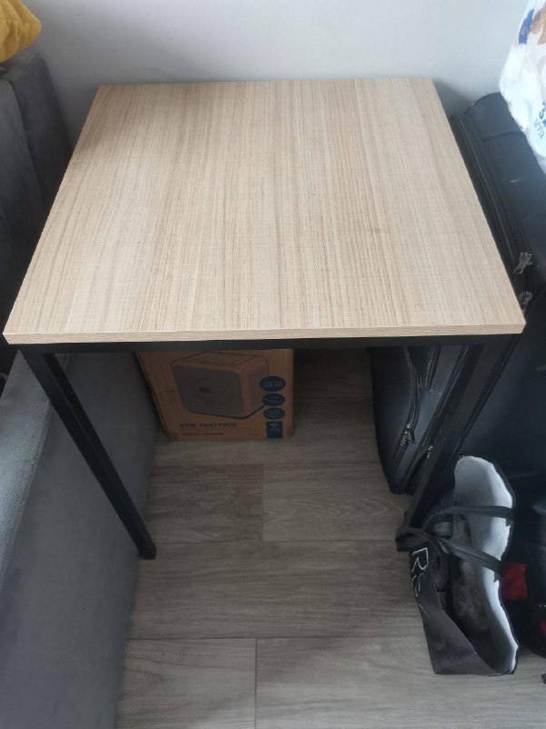 Стол 60x60