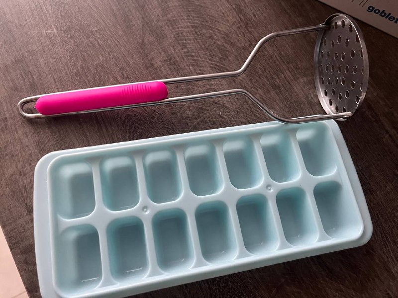 Бокалы, менажница, стеклянные миски, чайники, форма для льда, толкушка, пельменница, ваза 5