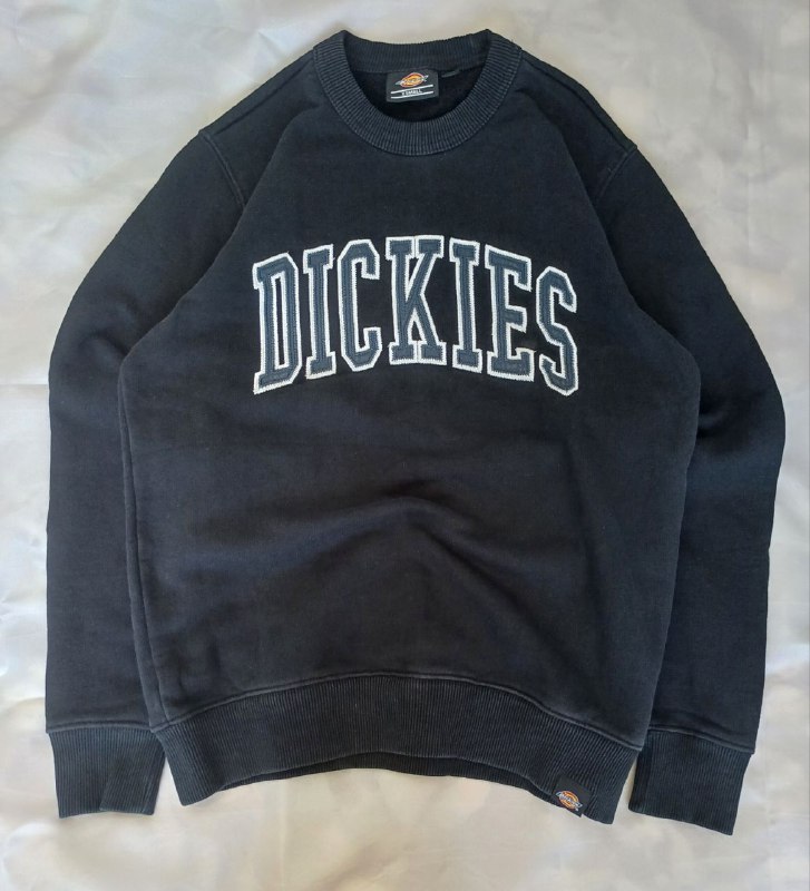 Dickies sweater, Size S 1