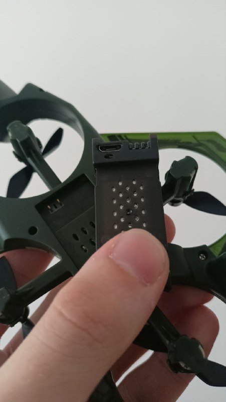 Дрон-истребитель, новый, аккумулятор, 2 цвета, плюс сумки 3