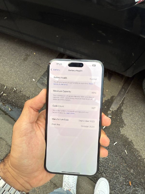iPhone 15 Pro Max 256GB E-Sim 3