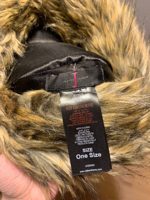 Меховая шапка, джинсовая панама, кожаная кепа 2