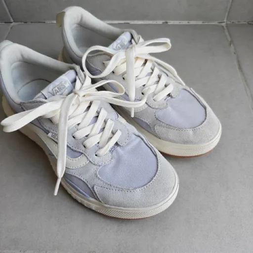 Женские кроссовки Vans Ultrarange Neo VR3