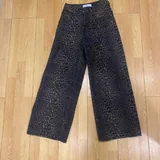 Чемодан, джинсы 3