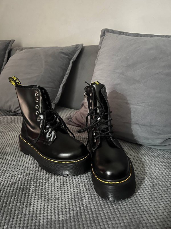 Ботинки Dr. Martens на высокой подошве, размер 39 2