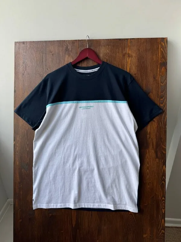 Футболка Weekend Offender 1