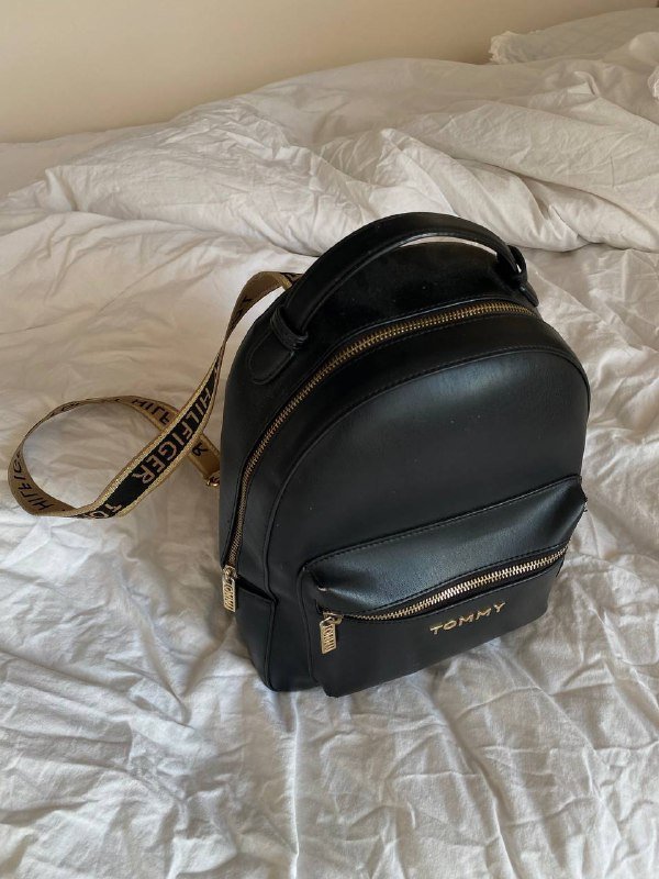 рюкзак tommy hilfiger 2