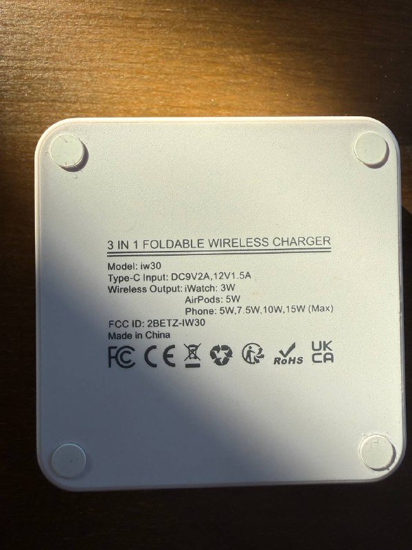 Беспроводная зарядка 3 в 1 для телефона, часов, наушников