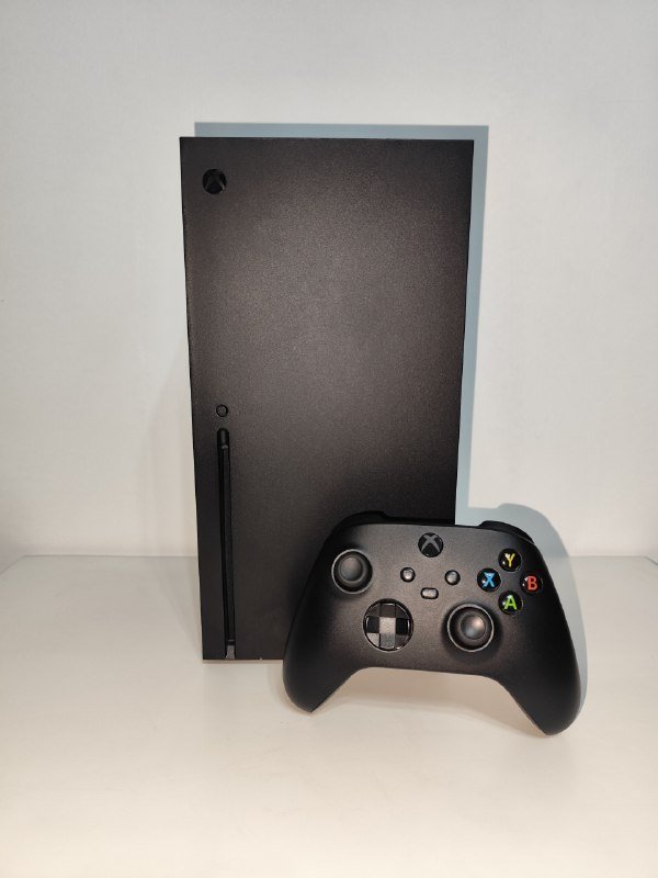 Xbox Series X 1 ТБ SSD, джойстик, кабели, подписка