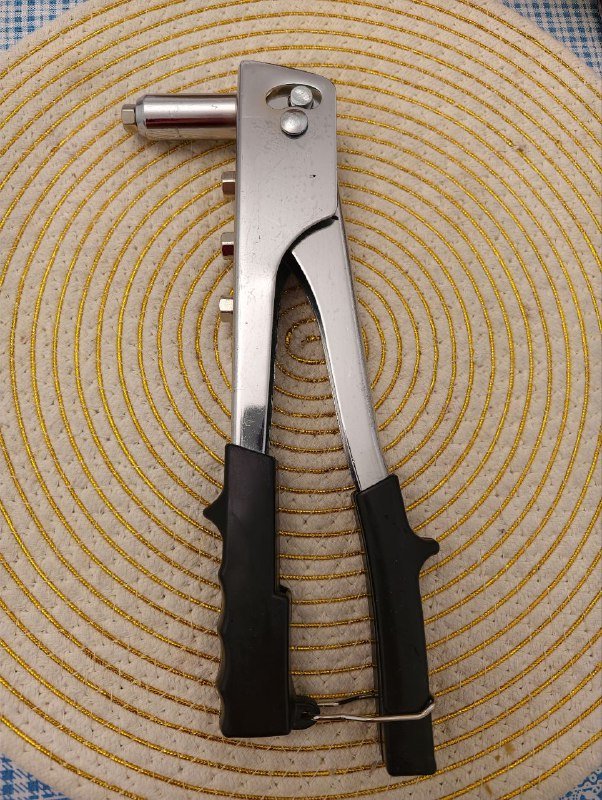 ручной заклепочник MASTERTOOL 250 мм