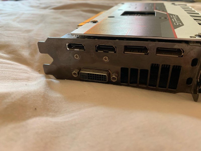 Sapphire Pulse RX 580, HyperX DDR4 16GB, XILENCE 600W, Ryzen 5 2600X 8