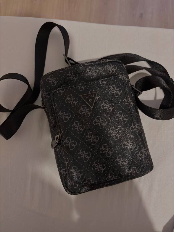 Мужская сумка через плечо Guess