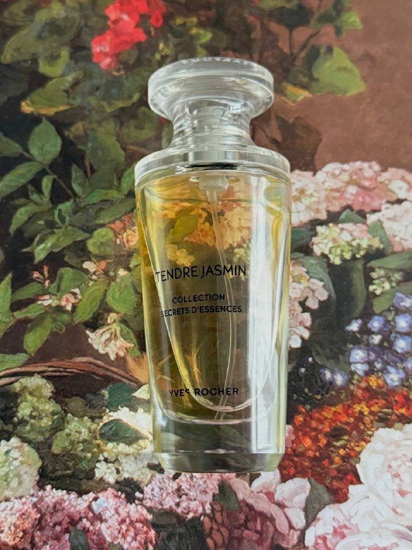 Палетка теней Estee Lauder, Тон Estee Lauder, BB крем Shiseido, Консилер Neutrogena, Блеск Kiko, Лак Kiko, Туалетная вода Tendre Jasmin 7