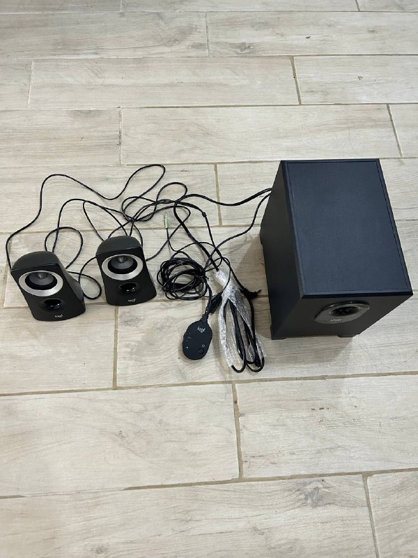 Колонки Logitech Z313