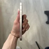 iPhone 13 4