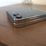 Samsung Galaxy Z Flip 5 7