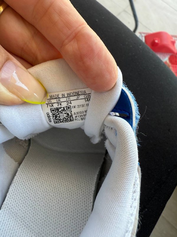 Кроссовки Adidas детские, размер 24 FR 5