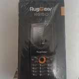 RugGear robusni telefon sa tasterima 1