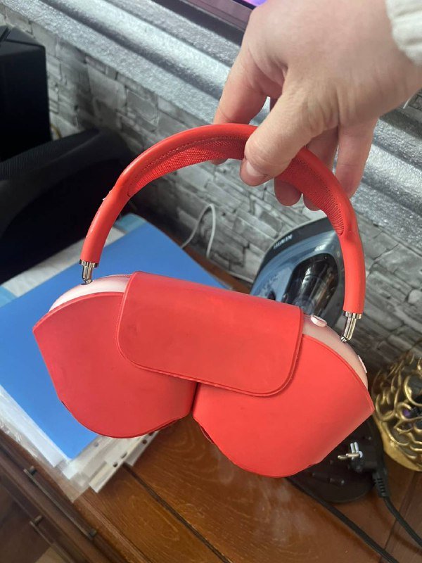 Наушники Apple AirPods Max розовые