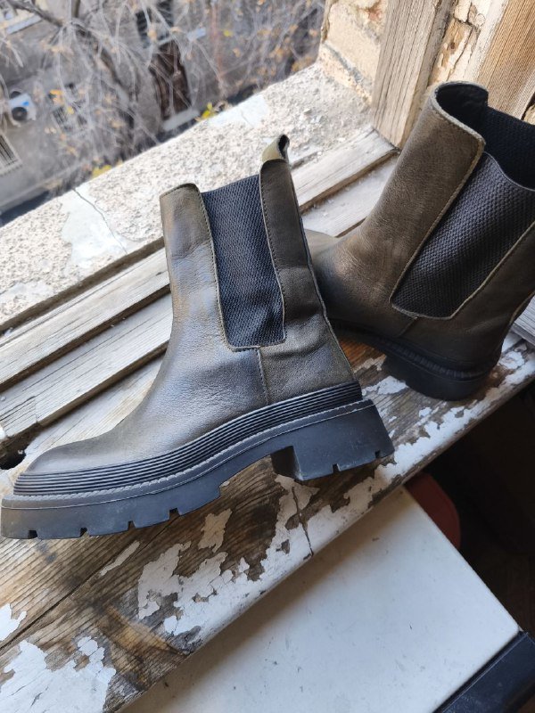 Темно-оливковые кожаные женские ботинки размер 37 2