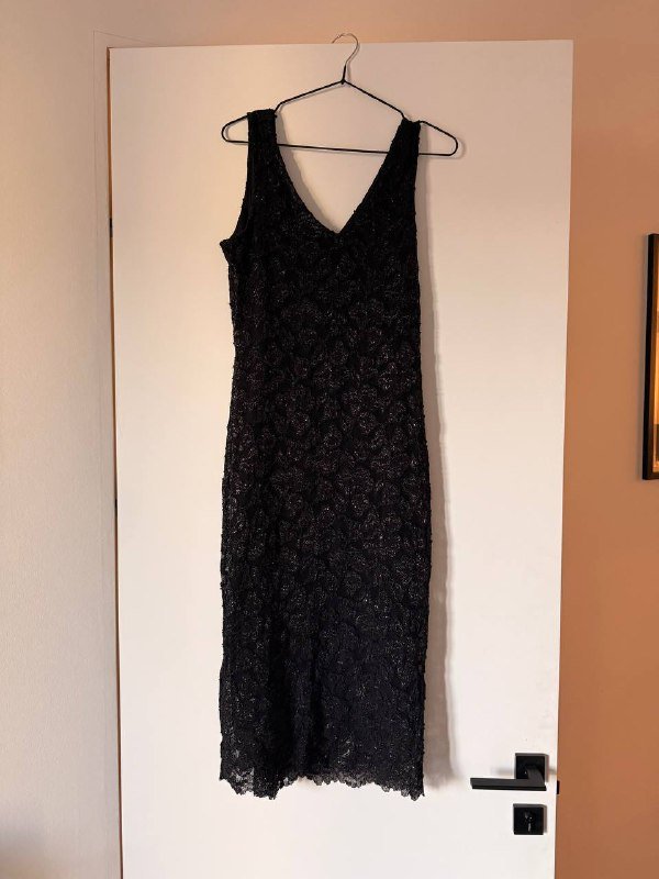 голубое платье, бежевое платье, черное платье, рубашка pierre cardin, рубашка Uniqlo 5