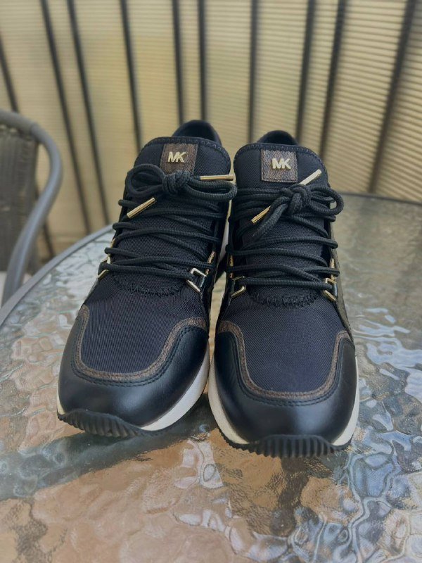 Кроссовки Michael Kors размер 37,5 5