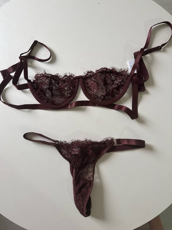 Женский комплект нижнего белья размер М