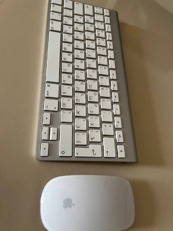 Apple Wireless Keyboard, Apple Magic Mouse